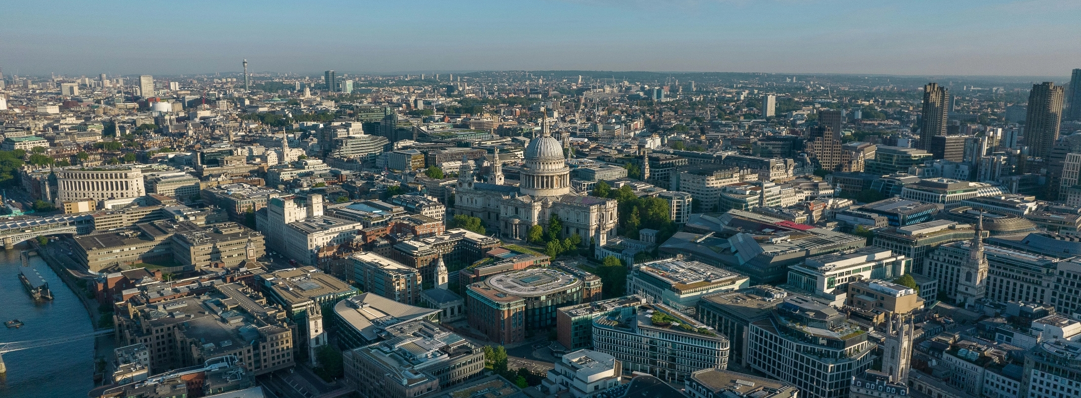 London, Englands skyline.